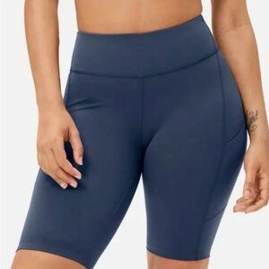 Outdoor Voices biker
 blue Shorts